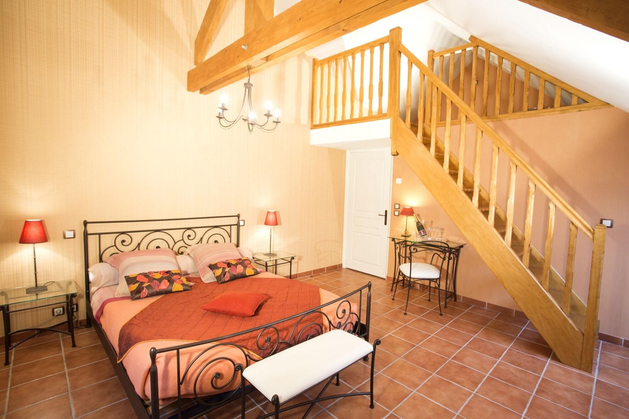 Champagne Trichet, Vignoble à Trois-Puits