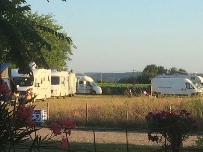 Accueil Camping-Cars Chateau Arnaud De Jacquemeau Saint-Emilion Grand Cru Bio Vignoble à Saint-Émilion