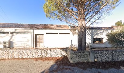 Anne Hugues, Vignoble à Oppède