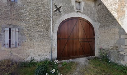Earl Geneau, Vignoble à Saint-Pierre-de-Juillers