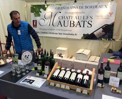 Château LES MAUBATS Grand Vin De Bordeaux Et Escape Games, Vignoble à Roquebrune