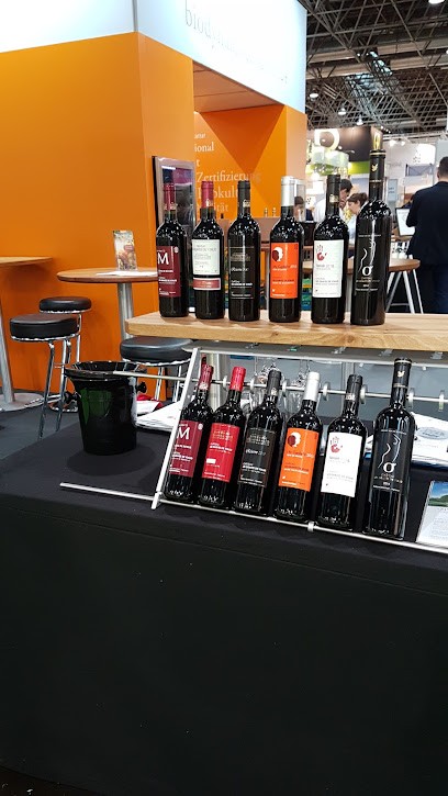 Château Les Graves De Viaud, Côtes De Bourg, Vin En Biodynamie, Vignoble à Pugnac