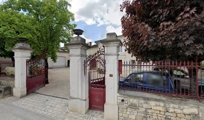 Earl Bastit, Vignoble à Bouteville