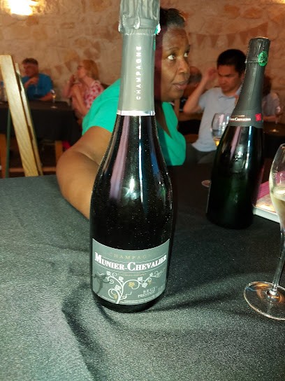 Earl Munier Chevalier, Vignoble à Vitry-en-Perthois