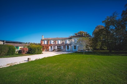 Château de Fontenille, Vignoble à La Sauve